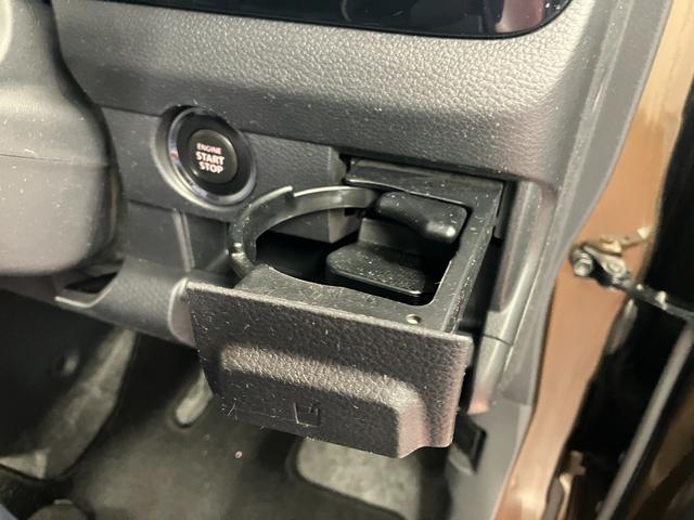 ハスラーＪスタイルIII下取車　ナビ　全周囲カメラ　電動格納式ドアミラー　衝突被害軽減システム　ブルートゥース　ＴＶ　スマートキー　プッシュスタート　記録簿　アイドリングストップストップ　ドライブレコーダー　シートヒーター（長崎県）の中古車