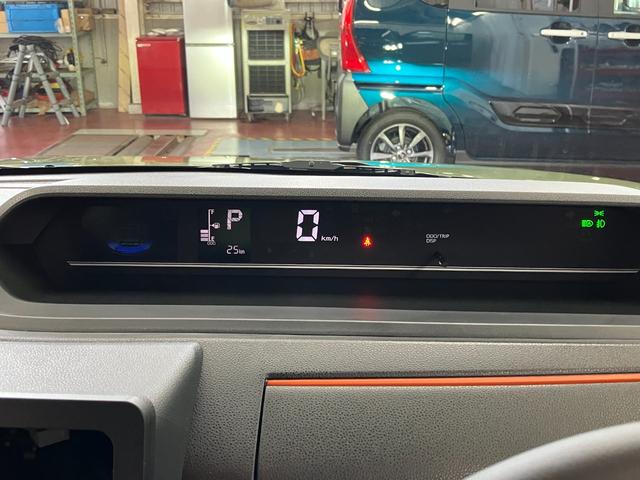 タントファンクロスターボ届出済未使用車　元展示車　ターボ　シートヒーター　電動格納式ドアミラー　アイドリングストップ　誤発進抑制機能　ＬＥＤヘッドランプ　スマートキー　車線逸脱警報装置　オートライト　オートマチックハイビーム（長崎県）の中古車