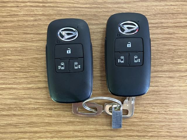 タントファンクロスターボ届出済未使用車　元展示車　ターボ　シートヒーター　電動格納式ドアミラー　アイドリングストップ　誤発進抑制機能　ＬＥＤヘッドランプ　スマートキー　車線逸脱警報装置　オートライト　オートマチックハイビーム（長崎県）の中古車