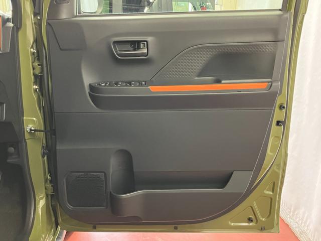 タントファンクロスターボ届出済未使用車　元展示車　ターボ　シートヒーター　電動格納式ドアミラー　アイドリングストップ　誤発進抑制機能　ＬＥＤヘッドランプ　スマートキー　車線逸脱警報装置　オートライト　オートマチックハイビーム（長崎県）の中古車