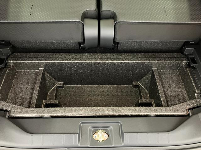 タントファンクロスターボ届出済未使用車　元展示車　ターボ　シートヒーター　電動格納式ドアミラー　アイドリングストップ　誤発進抑制機能　ＬＥＤヘッドランプ　スマートキー　車線逸脱警報装置　オートライト　オートマチックハイビーム（長崎県）の中古車