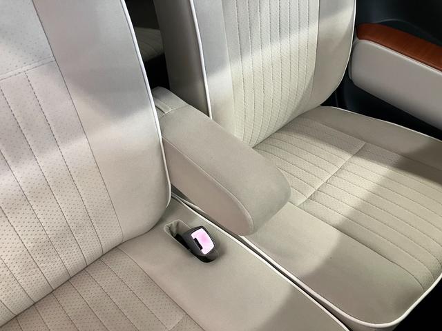 ミラココアココアプラスＸ下取車　ナビ　ＴＶ　整備点検記録簿　電動格納式ドアミラー　運転席エアバッグ　助手席エアバッグ　スマートキー　イモビライザー　ベンチシート　衝突安全ボディ　ＡＢＳ　ＤＶＤ（長崎県）の中古車