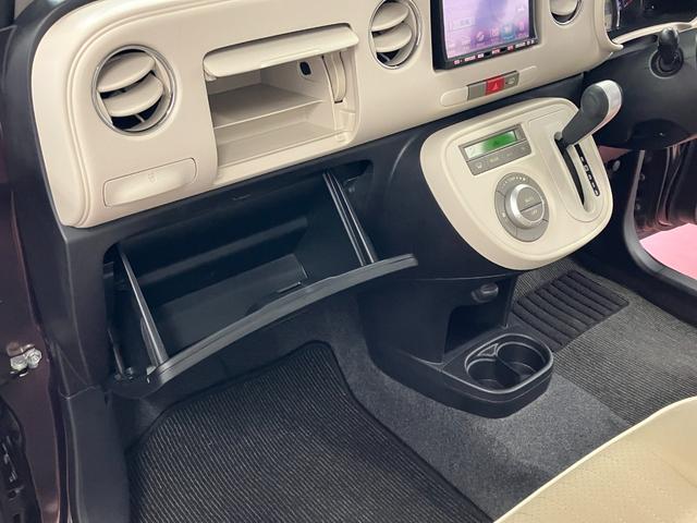 ミラココアココアプラスＸ下取車　ナビ　ＴＶ　整備点検記録簿　電動格納式ドアミラー　運転席エアバッグ　助手席エアバッグ　スマートキー　イモビライザー　ベンチシート　衝突安全ボディ　ＡＢＳ　ＤＶＤ（長崎県）の中古車