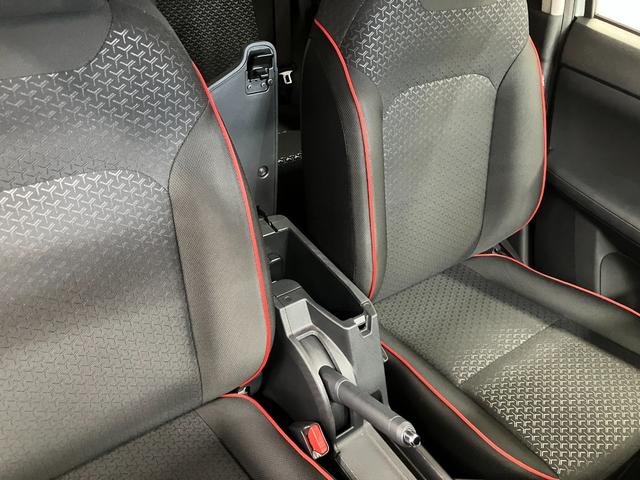 ロッキーＧ下取車　タ−ボ　ナビ　ドラレコ　アイドリングストップ　アダプティブクルーズコントロール　車線逸脱警報　ブルートゥース　ＥＴＣ　誤発進抑制機能　オートライト　オートマチックハイビーム　シートヒーター（長崎県）の中古車