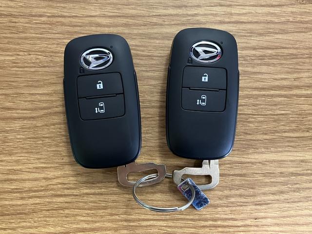 タントＸ届出済未使用車　元展示車　アイドリングストップ　電動格納式ドアミラー　オートマチックハイビーム　衝突被害軽減システム　盗難防止　スマートキー　片側電動両側スライドドア　ＬＥＤヘッドランプ　１オーナー（長崎県）の中古車