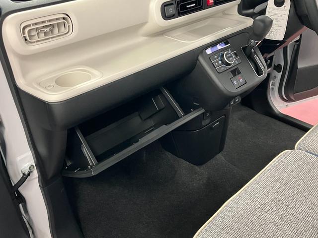 ムーヴキャンバスストライプスＧ元展示車　アイドリングストップ　セキュリティアラーム　スマートキー　プッシュスタート　シートヒーター　１オーナー　ＬＥＤヘッドランプ　車線逸脱警報　ベンチシート　オートマチックハイビーム　安全ボディ（長崎県）の中古車