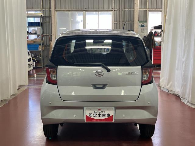 ミライースＬ　ＳＡIII届出済未使用車　元展示車　アイドリングストップ　禁煙　衝突被害軽減システム　１オーナー　キ−レス　運転席エアバッグ　助手席エアバッグ　横滑防止　レーンキープアシスト　オートマチックハイビーム　ＡＢＳ（長崎県）の中古車