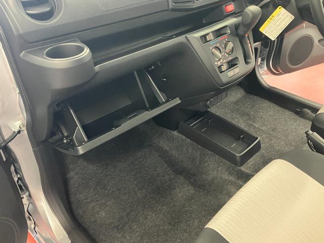 ミライースＬ　ＳＡIII届出済未使用車　元展示車　アイドリングストップ　禁煙　衝突被害軽減システム　１オーナー　キ−レス　運転席エアバッグ　助手席エアバッグ　横滑防止　レーンキープアシスト　オートマチックハイビーム　ＡＢＳ（長崎県）の中古車