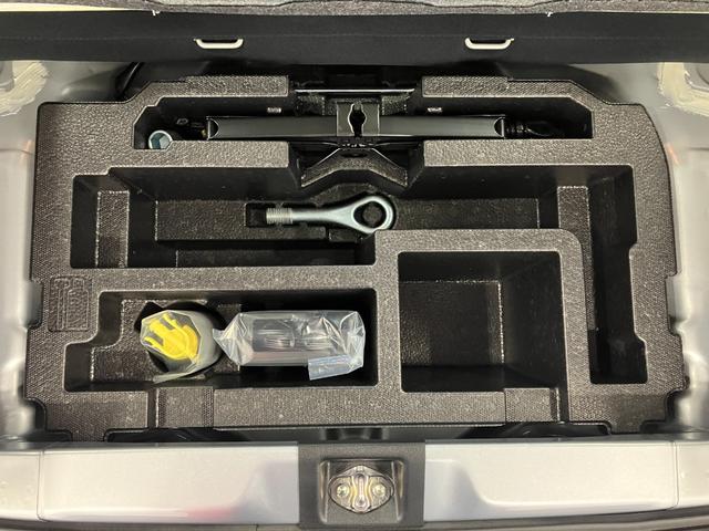ミライースＬ　ＳＡIII届出済未使用車　元展示車　アイドリングストップ　禁煙　衝突被害軽減システム　１オーナー　キ−レス　運転席エアバッグ　助手席エアバッグ　横滑防止　レーンキープアシスト　オートマチックハイビーム　ＡＢＳ（長崎県）の中古車