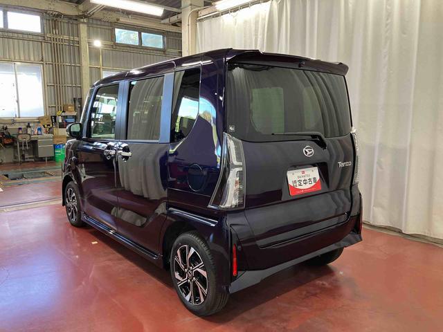 タントカスタムＸ届出済未使用車　元展示車　衝突被害軽減システム　車線逸脱防止　アイドリングストップ　ＬＥＤヘッドランプ　１オーナー　シートヒーター　オートマチックハイビーム　電動格納ミラー　スマートキー　オートライト（長崎県）の中古車