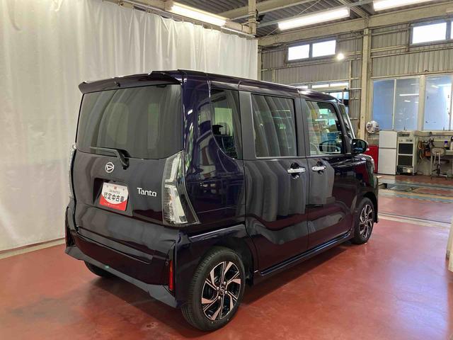 タントカスタムＸ届出済未使用車　元展示車　衝突被害軽減システム　車線逸脱防止　アイドリングストップ　ＬＥＤヘッドランプ　１オーナー　シートヒーター　オートマチックハイビーム　電動格納ミラー　スマートキー　オートライト（長崎県）の中古車