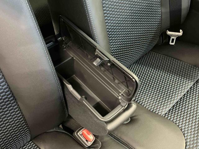 タントカスタムＸ届出済未使用車　元展示車　衝突被害軽減システム　車線逸脱防止　アイドリングストップ　ＬＥＤヘッドランプ　１オーナー　シートヒーター　オートマチックハイビーム　電動格納ミラー　スマートキー　オートライト（長崎県）の中古車