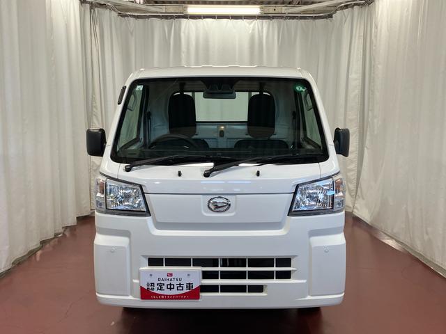 ハイゼットトラックスタンダード　農用スペシャル届出済未使用車　元展示車　４ＷＤ　マニュアル車　運転席エアバッグ　助手席エアバッグ　誤発進抑制機能　禁煙　オートマチックハイビーム　パワステ　１オーナー　エアコン　オートライト　アイドリングストップ（長崎県）の中古車