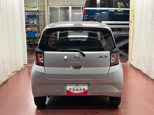 ミライースＬ　ＳＡIII届出済未使用車　元展示車　アイドリングストップ　衝突被害軽減システム　１オーナー　キ−レス　横滑防止　レーンキープアシスト　オートマチックハイビーム　運転席エアバッグ　助手席エアバッグ　オートライト（長崎県）の中古車