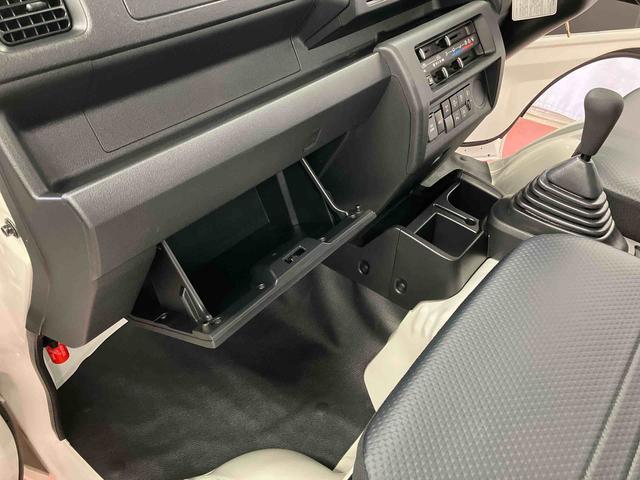ハイゼットトラックスタンダード　農用スペシャル元展示車　４ＷＤ　マニュアル車　レーンキープアシスト　整備記録簿　助手席エアバッグ　誤発進抑制機能　禁煙　オートマチックハイビーム　パワステ　１オーナー　エアコン　運転席エアバッグ　オートライト（長崎県）の中古車