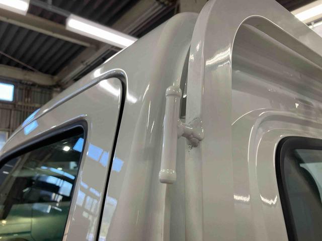 ハイゼットトラックスタンダード　農用スペシャル元展示車　４ＷＤ　マニュアル車　レーンキープアシスト　整備記録簿　助手席エアバッグ　誤発進抑制機能　禁煙　オートマチックハイビーム　パワステ　１オーナー　エアコン　運転席エアバッグ　オートライト（長崎県）の中古車