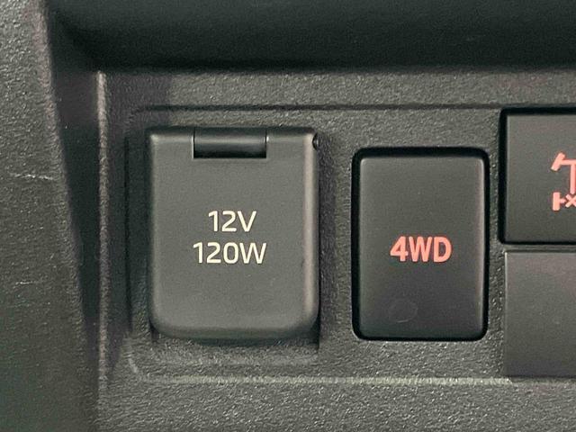 ハイゼットトラックスタンダード　農用スペシャル届出済未使用車　元展示車　４ＷＤ　マニュアル車　レーンキープアシスト　整備記録簿　運転席エアバッグ　助手席エアバッグ　オートマチックハイビーム　パワステ　１オーナー　エアコン　アイドリングストップ（長崎県）の中古車