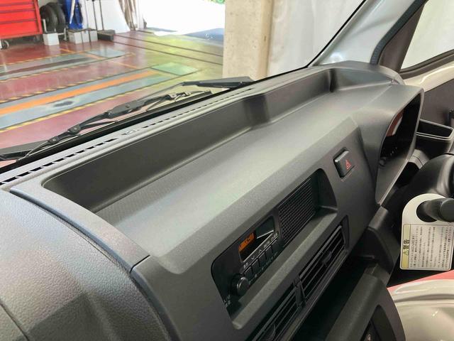 ハイゼットトラックスタンダード　農用スペシャル届出済未使用車　元展示車　４ＷＤ　マニュアル車　レーンキープアシスト　整備記録簿　運転席エアバッグ　助手席エアバッグ　オートマチックハイビーム　パワステ　１オーナー　エアコン　アイドリングストップ（長崎県）の中古車