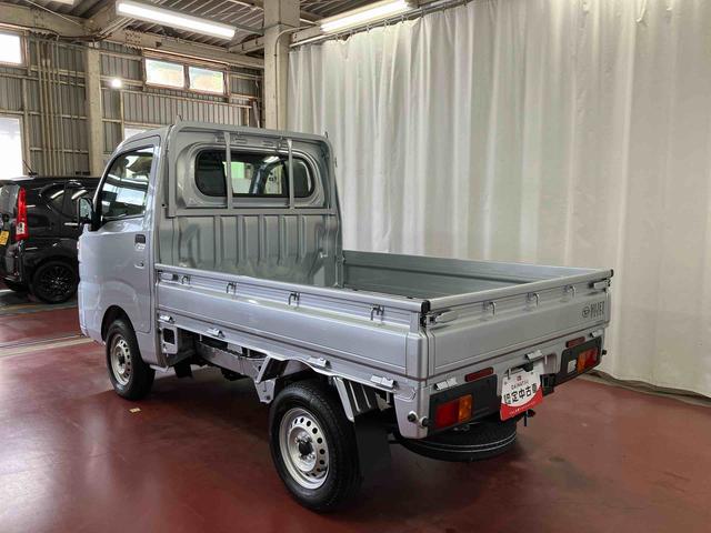 ハイゼットトラックスタンダード届出済未使用車　元展示車　２ＷＤ　ＣＶＴ車　１オーナー　衝突被害軽減システム　パワステ　オートエアコン　運転席エアバッグ　助手席エアバッグ　アイドリングストップ　オートライト　オートマチックハイビーム（長崎県）の中古車