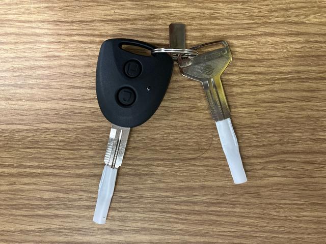 ミライースＸ　ＳＡIII届出済未使用車　元展示車　衝突被害軽減システム　電動格納ミラー　衝突安全ボディ　運転席エアバッグ　助手席エアバッグ　横滑防止　禁煙　１オーナー　ＬＥＤヘッドランプ　オートハイビーム　キーレスキー（長崎県）の中古車