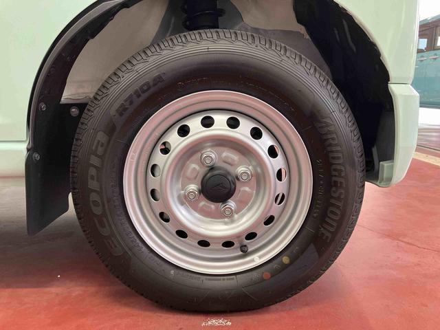 ハイゼットカーゴＤＸ届出済未使用車　元展示車　禁煙　衝突安全ボディ　キーレスキー　両側スライドドア　アイドリングストップ　オートマチックハイビーム　ＥＳＣ　オートライト　記録簿　レーンアシスト　両席エアバッグ　１オーナー（長崎県）の中古車