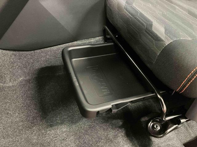 タフトＧ届出済未使用車　元展示車　アダプティブクルーズコントロール　衝突被害軽減システム　シートヒーター　アイドリングストップ　スマートキー　禁煙　車線逸脱防止　１オーナー　オートマチックハイビーム（長崎県）の中古車