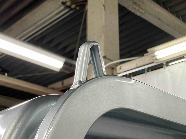ハイゼットトラックスタンダード元展示車　２ＷＤ　マニュアル車　１オーナー　衝突被害軽減システム　パワステ　運転席エアバッグ　助手席エアバッグ　アイドリングストップ　禁煙　ＥＳＣ　ＡＢＳ　オートライト　オートマチックハイビーム（長崎県）の中古車