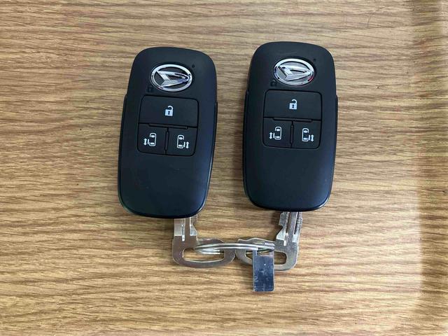ムーヴキャンバスストライプスＧ届出済未使用車　元展示車　両側電動スライドドア　衝突被害軽減システム　イモビライザー　アイドルストップ　電動格納式ドアミラー　シートヒーター　ＬＥＤヘッドランプ　スマートキー　プッシュスタート（長崎県）の中古車