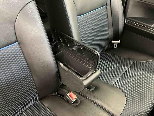 タントカスタムＸ届出済未使用車　元展示車　衝突被害軽減システム　車線逸脱防止　アイドリングストップ　禁煙　盗難警報装置　ＬＥＤヘッドランプ　１オーナー　シートヒーター　オートライト　電動格納ミラー　スマートキー（長崎県）の中古車
