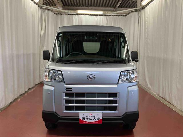 ハイゼットカーゴＤＸ届出済未使用車　元展示車　衝突被害軽減システム　アイドリングストップ　両側スライドドア　運転席エアバッグ　助手席エアバッグ　禁煙　安全ボディ　展示車　キーレス　ハイビームアシスト　ＥＳＣ　ＡＢＳ（長崎県）の中古車