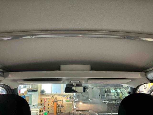 ハイゼットカーゴＤＸ届出済未使用車　元展示車　衝突被害軽減システム　アイドリングストップ　両側スライドドア　運転席エアバッグ　助手席エアバッグ　禁煙　安全ボディ　展示車　キーレス　ハイビームアシスト　ＥＳＣ　ＡＢＳ（長崎県）の中古車