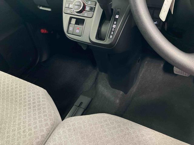 タントＸ届出済未使用車　元展示車　アイドリングストップ　運転席エアバッグ　助手席エアバッグ　スマートキーシステム　禁煙　ＬＥＤヘッドランプ　車線逸脱警報　オートマチックハイビーム　片側電動両側スライドドア（長崎県）の中古車