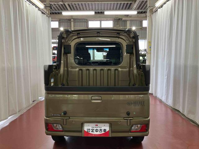 ハイゼットカーゴデッキバンＧ届出済未使用車　元展示車　衝突被害軽減システム　レーンキープアシスト　両側スライドドア　スマートキー　オートライト　電動格納ミラー　アイドリングストップ　ＡＢＳ　運転席エアバッグ　助手席エアバッグ（長崎県）の中古車