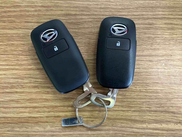 タフトＧ　ダーククロムベンチャー届出済未使用車　元展示車　禁煙　ディスプレイオーディオ　バックカメラ　アダプティブクルーズコントロール　オートライト　オートマチックハイビーム　ＬＥＤヘッドランプ　レーンキープアシスト　スマートキー（長崎県）の中古車