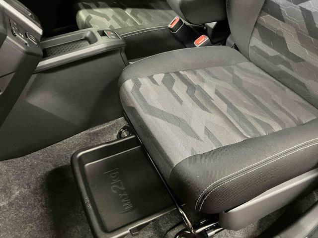 タフトＧ　ダーククロムベンチャー届出済未使用車　元展示車　禁煙　ディスプレイオーディオ　バックカメラ　アダプティブクルーズコントロール　オートライト　オートマチックハイビーム　ＬＥＤヘッドランプ　レーンキープアシスト　スマートキー（長崎県）の中古車