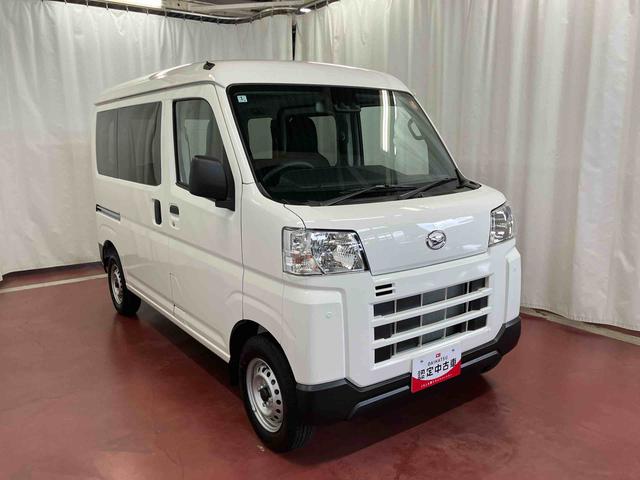 ハイゼットカーゴＤＸ届出済未使用車　元展示車　衝突被害軽減システム　衝突安全ボディ　キーレスキー　両側スライドドア　アイドリングストップ　ＥＳＣ　オートライト　レーンアシスト　ＡＢＳ　運転席エアバッグ　助手席エアバッグ（長崎県）の中古車