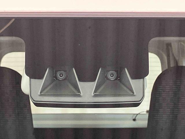 ハイゼットカーゴＤＸ届出済未使用車　元展示車　衝突被害軽減システム　衝突安全ボディ　キーレスキー　両側スライドドア　アイドリングストップ　ＥＳＣ　オートライト　レーンアシスト　ＡＢＳ　運転席エアバッグ　助手席エアバッグ（長崎県）の中古車