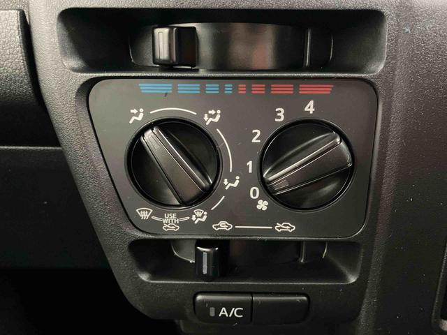 ハイゼットカーゴデッキバンG元展示車 衝突被害軽減システム レーンキープアシスト 両側スライドドア オートライト オートマチックハイビーム 電動格納ミラー アイドリングストップ スマートキー 運転席エアバッグ 助手席エアバッグ(長崎県)の中古車