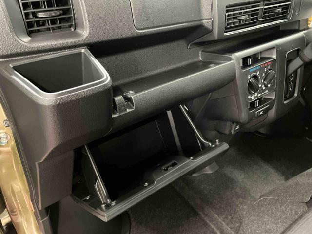 ハイゼットカーゴデッキバンG元展示車 衝突被害軽減システム レーンキープアシスト 両側スライドドア オートライト オートマチックハイビーム 電動格納ミラー アイドリングストップ スマートキー 運転席エアバッグ 助手席エアバッグ(長崎県)の中古車