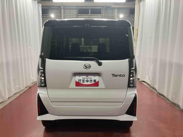 タントカスタムＸ届出済未使用車　元展示車　衝突被害軽減システム　車線逸脱防止　アイドリングストップ　禁煙　ＬＥＤヘッドランプ　オートライト　シートヒーター　両側電動スライドドア　スマートキー　プッシュスタート（長崎県）の中古車