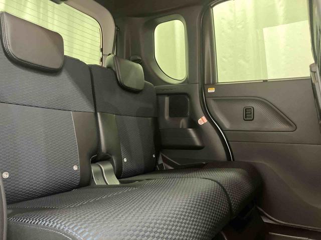 タントカスタムＸ届出済未使用車　元展示車　衝突被害軽減システム　車線逸脱防止　アイドリングストップ　禁煙　ＬＥＤヘッドランプ　オートライト　シートヒーター　両側電動スライドドア　スマートキー　プッシュスタート（長崎県）の中古車