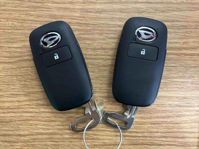 タフトＧ届出済未使用車　元展示車　ディスプレイオーディオ　バックカメラ　ブルートゥース　衝突被害軽減システム　シートヒーター　スマートキー　プッシュスタート　禁煙　サンルーフ　オートライト　衝突安全ボディ（長崎県）の中古車