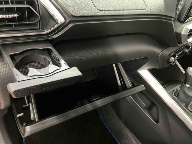 ロッキープレミアムG HEV下取車 ナビ ブルートゥース ETC ドライブレコーダー パノラマモニター 衝突被害軽減システム 衝突安全ボデー アダプティブクルーズコントロール シートヒーター LEDヘッドランプ スマートキー(長崎県)の中古車