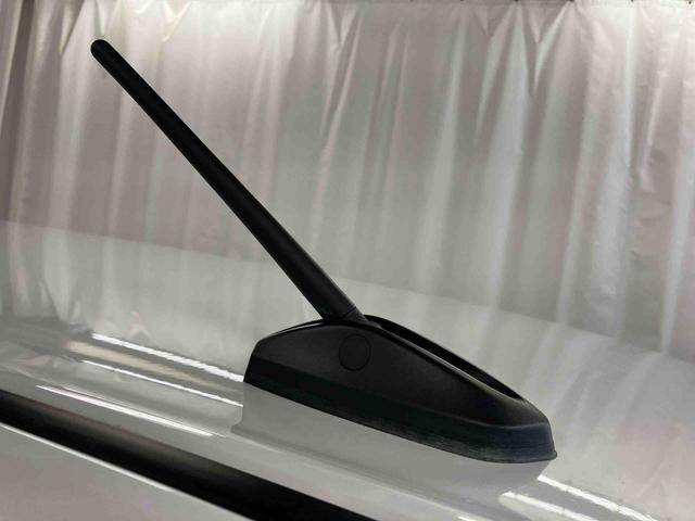 ムーヴキャンバスストライプスＧ届出済未使用車　元展示車　衝突被害軽減システム　車線逸脱警報　衝突安全ボディ　禁煙　スマートキー　プッシュスタート　シートヒーター　ベンチシート　ＬＥＤヘッドランプ　両側電動スライドドア（長崎県）の中古車