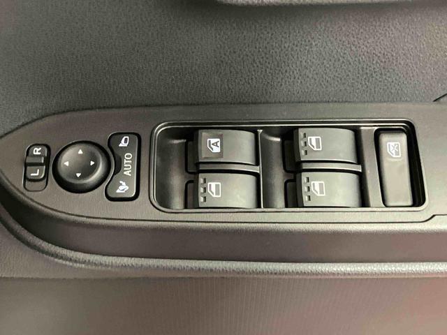 タントカスタムRS届出済未使用車 元展示車 ターボ 両側電動スライドドア アイドリングストップ 電動格納ミラー シートヒーター オートライト LEDヘッドランプ 1オーナー スマートキー プッシュスタート 盗難防止(長崎県)の中古車
