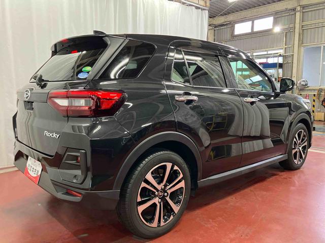 ロッキープレミアム下取車　ナビ　パノラマカメラ　ブルートゥース　ＥＴＣ　ドライブレコーダー　衝突被害軽減システム　シートヒーター　スマートキー　アダプティブクルーズコントロール　アイドリングストップ　ＬＥＤヘッドランプ（長崎県）の中古車