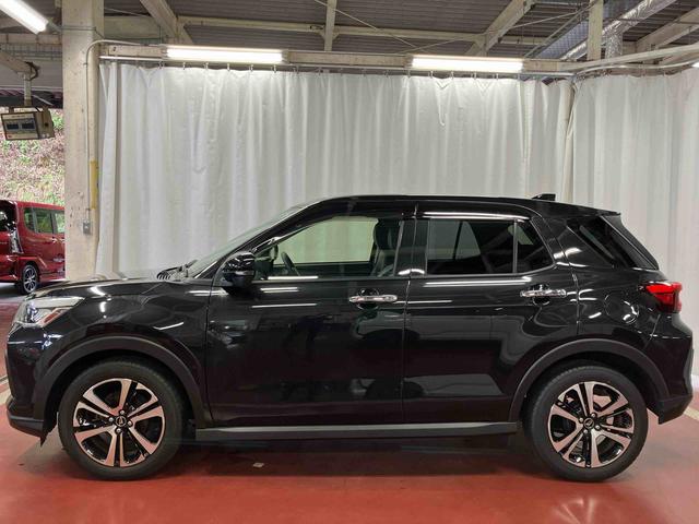 ロッキープレミアム下取車　ナビ　パノラマカメラ　ブルートゥース　ＥＴＣ　ドライブレコーダー　衝突被害軽減システム　シートヒーター　スマートキー　アダプティブクルーズコントロール　アイドリングストップ　ＬＥＤヘッドランプ（長崎県）の中古車