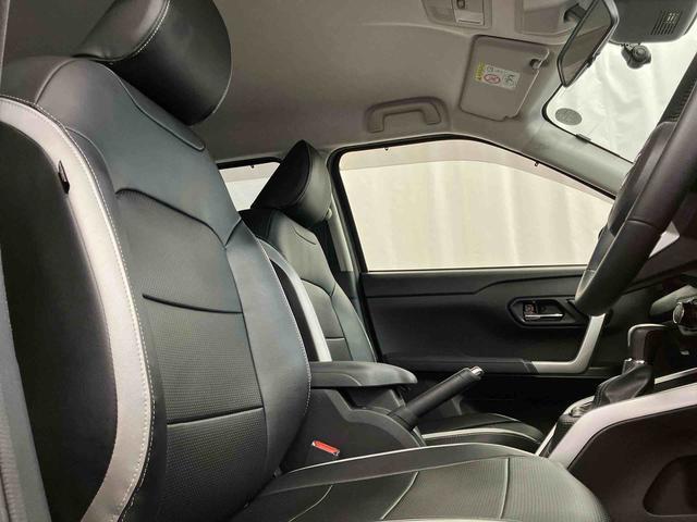 ロッキープレミアム下取車　ナビ　パノラマカメラ　ブルートゥース　ＥＴＣ　ドライブレコーダー　衝突被害軽減システム　シートヒーター　スマートキー　アダプティブクルーズコントロール　アイドリングストップ　ＬＥＤヘッドランプ（長崎県）の中古車