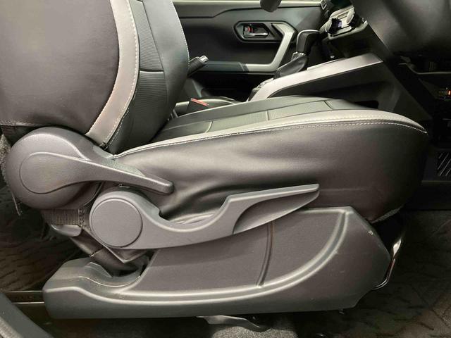 ロッキープレミアム下取車　ナビ　パノラマカメラ　ブルートゥース　ＥＴＣ　ドライブレコーダー　衝突被害軽減システム　シートヒーター　スマートキー　アダプティブクルーズコントロール　アイドリングストップ　ＬＥＤヘッドランプ（長崎県）の中古車