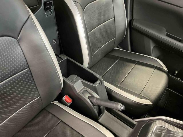 ロッキープレミアム下取車　ナビ　パノラマカメラ　ブルートゥース　ＥＴＣ　ドライブレコーダー　衝突被害軽減システム　シートヒーター　スマートキー　アダプティブクルーズコントロール　アイドリングストップ　ＬＥＤヘッドランプ（長崎県）の中古車